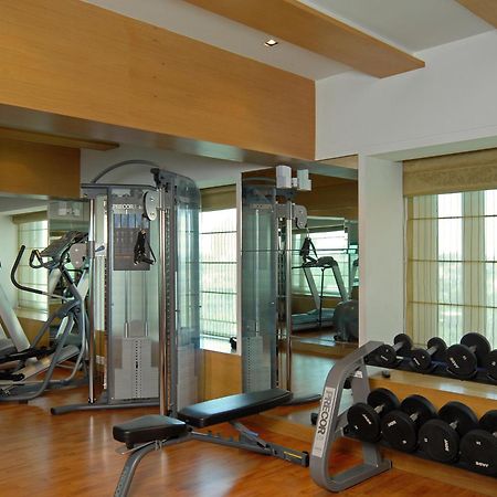 Radisson Mumbai Goregaon Eksteriør billede