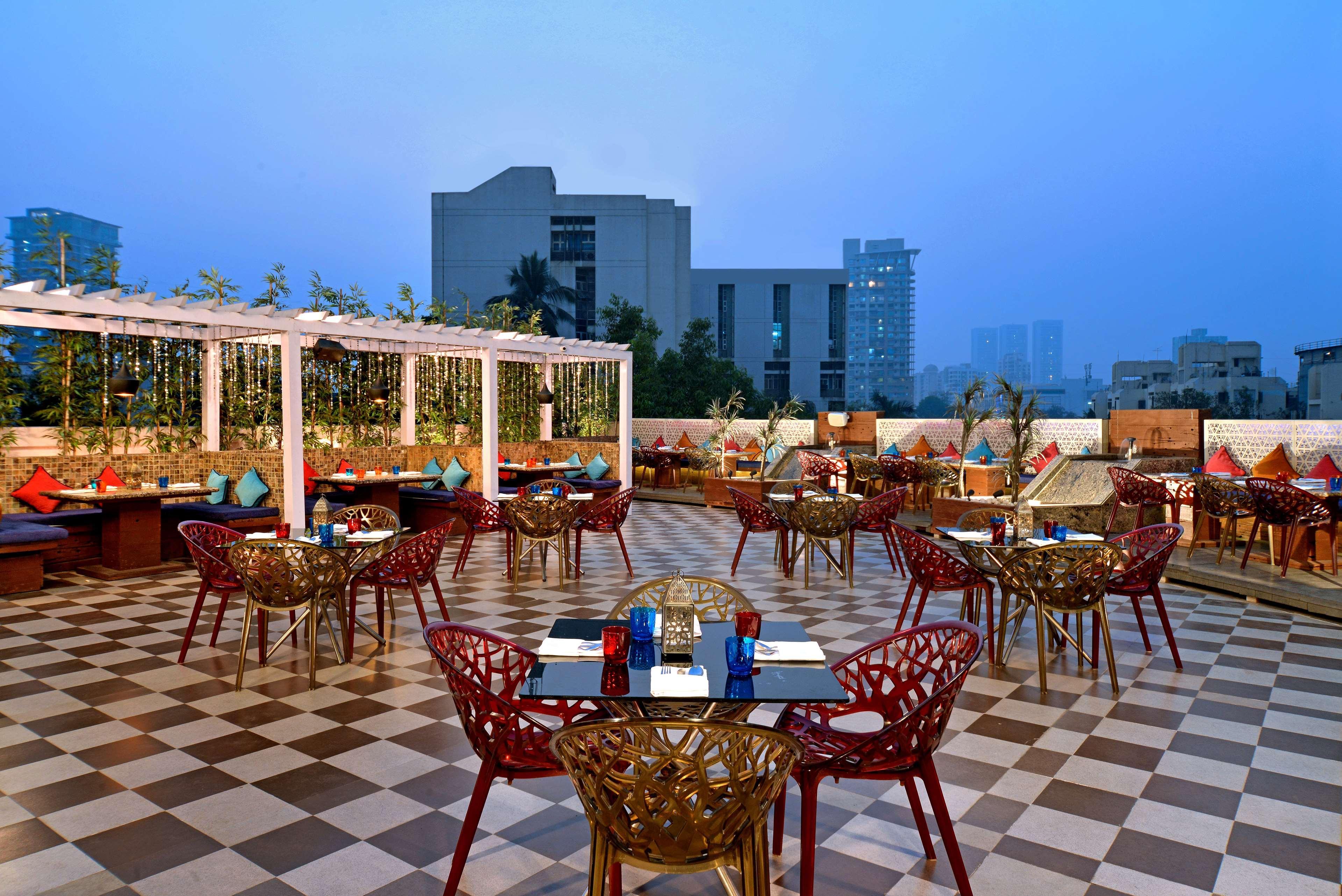 Radisson Mumbai Goregaon Eksteriør billede
