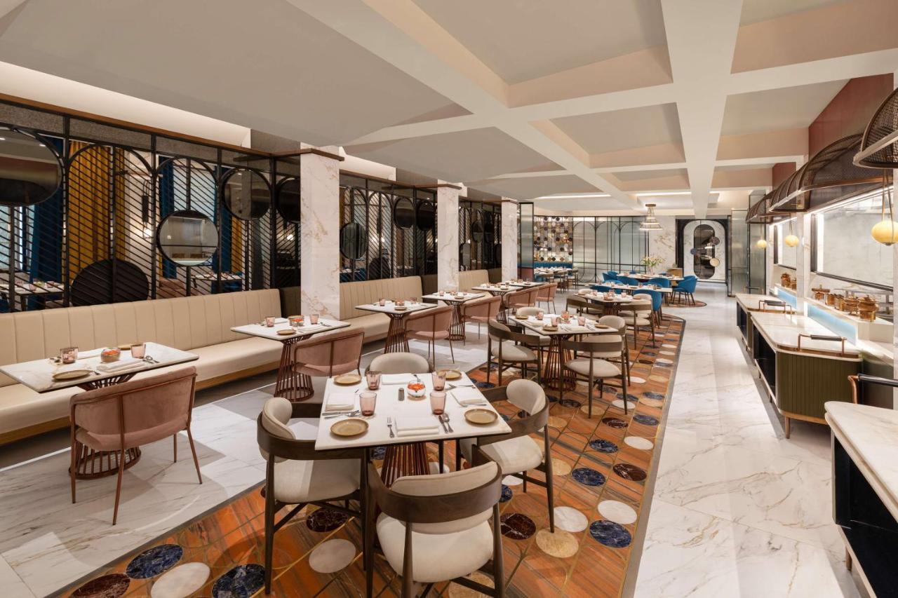 Radisson Mumbai Goregaon Eksteriør billede