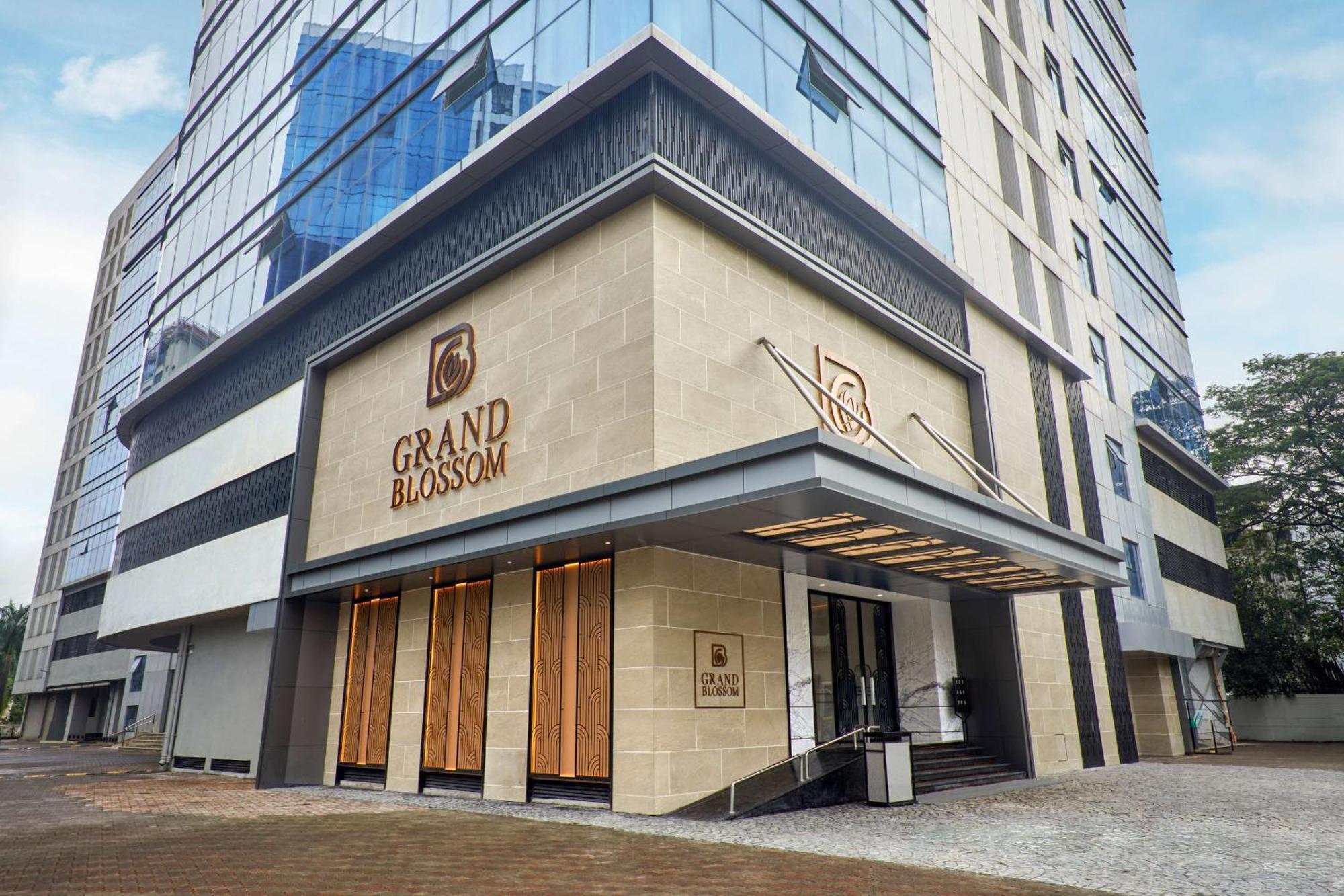 Radisson Mumbai Goregaon Eksteriør billede